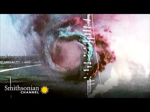 Was Turbulence a Factor in the Crash of this Learjet 45? 🌪️ Air Disasters | Smithsonian Channel