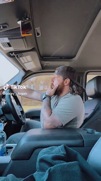 Still wondering who’s gonna be passenger princess ##bluecoller##tn##beardgang🤙##f350##shit##single##goals##coreytok