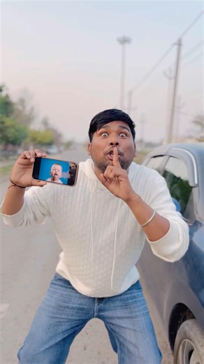 Yashu ki car mien baccha kaha se agya #comedy #funny #cutebaby #shortsfeed #viralvideo