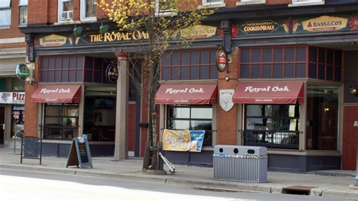 Serving up success: How two venerable Ottawa pubs have survived – and thrived – over multiple decades