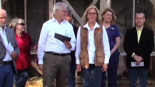 And now for some historical perspective, back in 2015, I Pardoned the Blessington Farms Turkeys - surrounded by a host of Simonton's experts. Happy Thanksgiving, everybody! | Simonton Texas