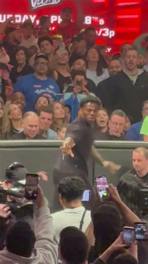 I Show SPEED @ WWE Monday night raw msg