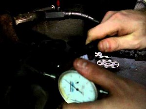 Checking Brake rotor and Hub run out