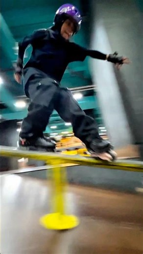 End of year holiday playing aggressive inline roller skating at epic skatepark 😬 kmu⁉️