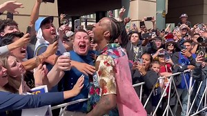 153K views · 5.8K reactions | Kentavious Caldwell Pope had a beer chugging contest with a fan at the Nuggets championship parade. 拾 (: Nick Rothschild) | theScore | Facebook