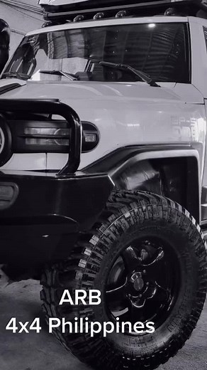 Exploring the Toyota FJ Cruiser Off-Road Adventure in White