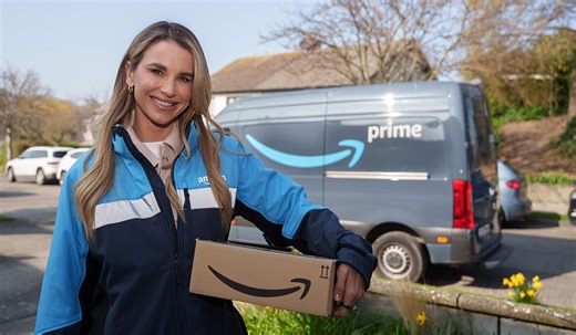 'Céad Mile Failte!'Amazon finally launches Irish website