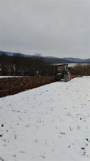 Case Puma 165 *Sebastian* | PDP Veľké Uherce a okolie