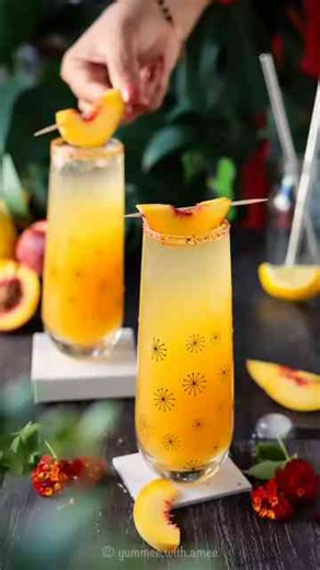 Peach & Pear Punch: 4 Ingredients to a Tropical Escape in Every Sip!