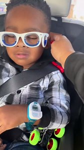 Hion Kids Anti-Motion Sickness Smart Glasses (for 3-8 Year Olds) – Ultra-Light Portable Nausea Relief Liquid Glasses for Carsickness, Airsickness, Seasickness – Kids Travel/Cruise Essentials (White)