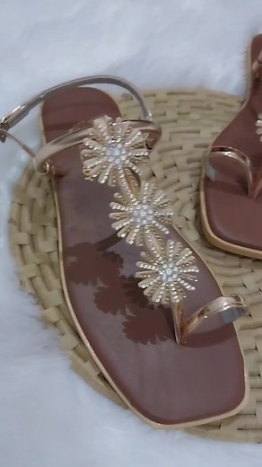 Price,RS 1950/= Step into style with our latest collection of comfy footwear, now available island-wide with cash on delivery! 💃🥿 Hurry and grab your favorite pair today! Call or WhatsApp us at Order Now 📞 076 131 8159 Delivery within a week Delivery charge 350 Size available in (36) ,(37) ,(38) ,(39) ,(40) ,(41) Place your order through messenger or WhatsApp on 076 131 81 59 - Name - Phone Number - Product Code/Photo . . . . . #onlineshopping #onlinestore #onlineshop #Islandwide #delivery #s