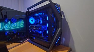 Asus Hyperion GR701 Build