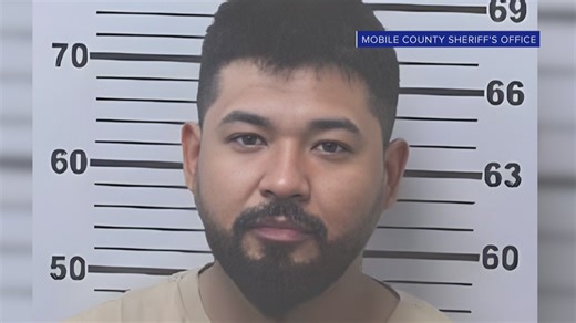 Salvadoran man pleads not guilty to murder of Alabama family | Elizabeth Vargas Reports