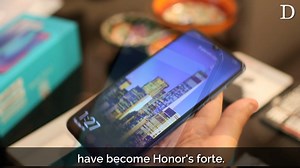 Watch our unboxing review of the new Honor 10 lite. Read full review on specs, camera and performance here: https://www.dawn.com/news/1456678 | Dawn.com