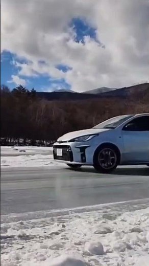 VRX3氷上ドリ｜GRヤリス純正サス×純正LSD（225/45R17）実走テスト 氷上ドリフト検証！