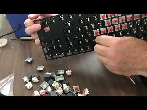 Keychron k8 Repair and teardown part 1