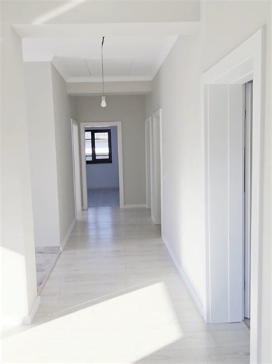 Videoclipuri postate de NeoHomeCase (@neohomecase) cu som original - INFINITY MELODY REMIX