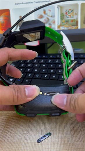 Watch how simple it is to install your local SIM card for real-time 4G tracking. 🛰️✨ #eseek