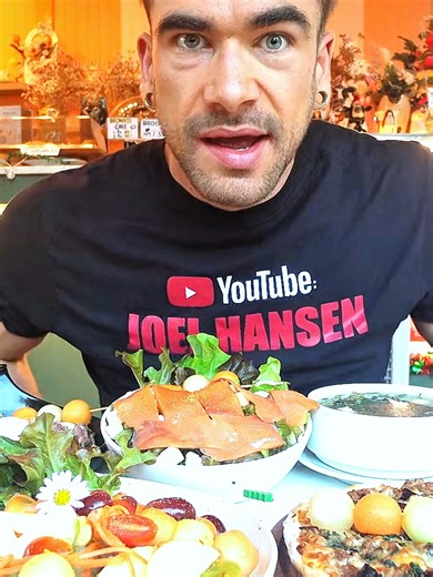 Facing Thailand's Spiciest Fried Chicken Challenge