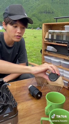 愛車紹介😆#ハイエース200系 #バンライフ #バンライフキャンピングカー #バンライファー #キャンピングカー #キャンピングカーdiy