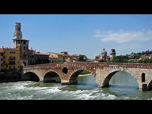 Verona / Italy - sightseeing in a very old Roman city HD