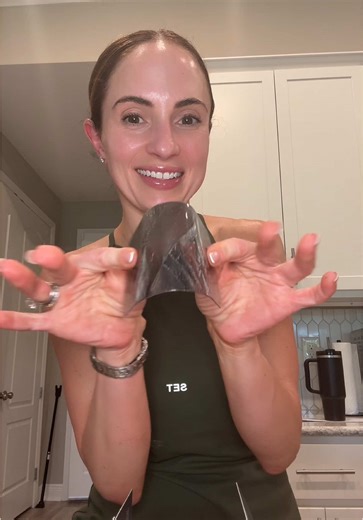 The Ultimate Anti-Aging Tip with Red Light Therapy