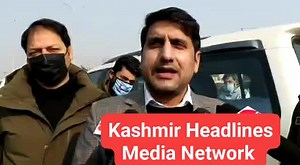 Kashmir Headlines News Media Network. Commissioner SMC during a encroachment drive at Srinagar... Action will be taken against those vendors who disrupts the traffic in city : DC Srinagar | Kashmir Headlines News