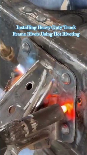Installing Heavy-Duty Truck Frame Rivets Using Hot Riveting