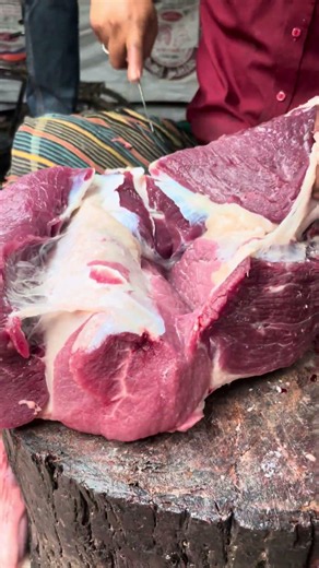 Cow's meat cutting and slicing skills #meatcuttingtechniques #meatslicing #meatmarket
