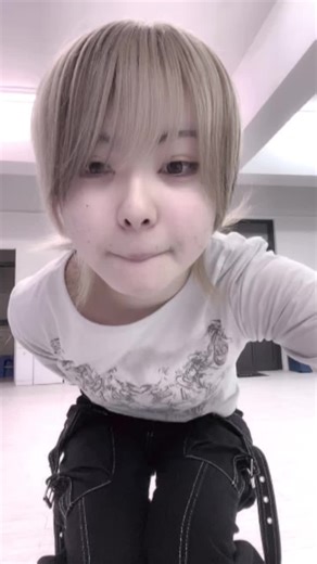 スーパーシャイです