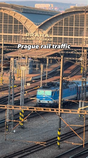 Railcolor News on Instagram: "🇨🇿 A railway hotspot in Central Europe: Prague ⬇️ With numerous international, regional, and local connections connections, Prague is one of the centre points of rail traffic in this part of Europe Prague‘s central station sees a large amount of rail traffic provided by several rail operators such as ČD, RegioJet, Leon Express, etc. What is your favourite station? 💬 #railcolor #prague #Českédráhy #regiojet #railways"