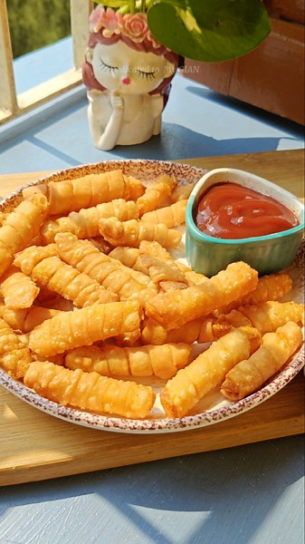 🔥 Crispy Spiral Potato | Perfect Tea Time Snack #shorts #potato #viralvideo #shortsfeed