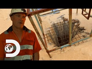 Record-Breaking Floods Threaten to Collapse Opal Mines | Outback Opal Hunters