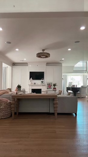 Not Enough Nelsons (@notenoughnelsonsofficial)’s videos with Keep Dat Clean Radio Edit By iCandy - Soap Radio. 🧼