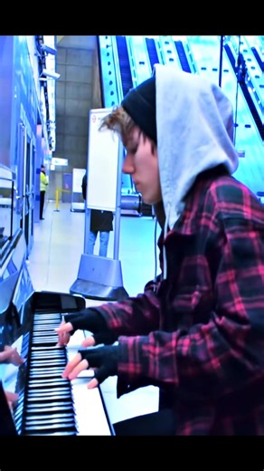 Imagine Dragons - Demons - Piano Cover #music #piano #pianocover #public #imaginedragons #demons #csnpiano | Gabrielerossi_piano