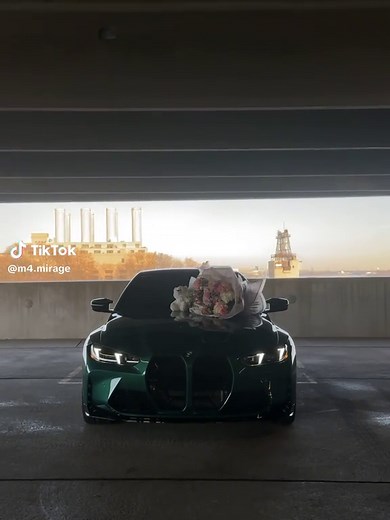 2025 BMW M4 G82: Features and Interior Overview