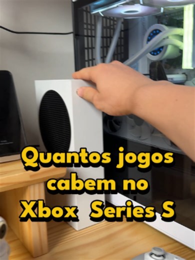 Quantos jogos cabem no Xbox Series S de 512gb?