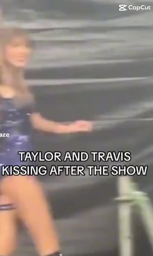 AHHH MY HEART! The way Travis smiled at taylor when she was running to him!!!!