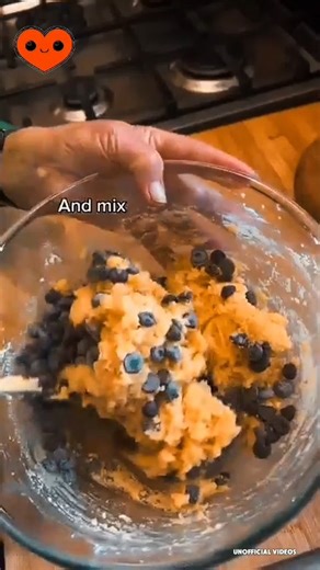 One of my favourite cakes Nonna makes 😍🙌 #cake #italian #italianfood #baking #nonna #cakes #yum #dessert ❤️ -120g unsalted butter, softened - 200g caster sugar - 2 teaspoons vanilla extract - 200g dark chocolate chips - 4 eggs, separated, room temperature - Pinch of salt - 300g almond flour - 2 tbsp self-raising flour - 300g ricotta - dark chocolate, grated, for dusting - Icing sugar, for dusting 1. Using an electric mixer, beat the butter, half the sugar (100g), vanilla essence and ricotta un