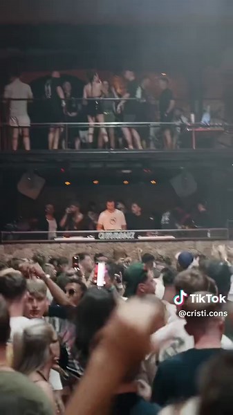 Cristi Cons pe TikTok