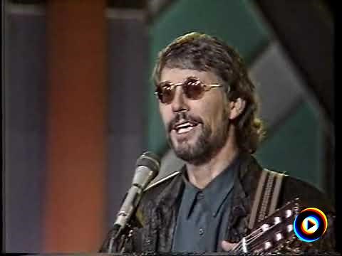 Voshaar Nooi by Louis van Rensburg