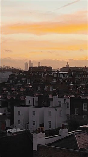 Incredible 180° London City Sunrise from the Rooftop