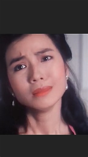 片段輯錄：1988年香港電影《好女十八嫁》（18 Times） 020 #香港電影 #喜劇電影 #好女十八嫁 導演 #張同祖 編劇 #黃炳耀 主演 #鍾楚紅 #胡楓 #杜麗莎 #岑建勳 #曾志偉 #盧冠廷 #鍾鎮濤 #秦沛 #成奎安 #陳國新 #午馬 #鍾發 #黃光亮 #高飛 #陳全 #程東 By @畫.影.字.說 @mylifemyfilmmykey 如喜歡以上剪輯片段，歡迎閣下Comment Like Share同埋follow我嘅IG、Facebook、Threads https://www.facebook.com/MylifeMyfilmMyKey https://www.instagram.com/MylifeMyfilmMyKey https://www.threads.com/@mylifemyfilmmykey?igshid=NTc4MTIwNjQ2YQ== | 畫影字說