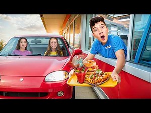 ROAD TRIP Across AMERICA… FOOD Challenge! 🍔