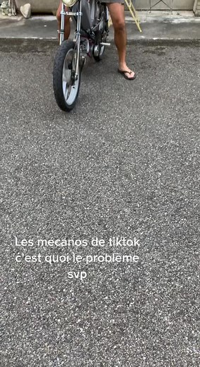 Quand on accelere elle ce lance pas 😕. #mobylette #103mvl #problème