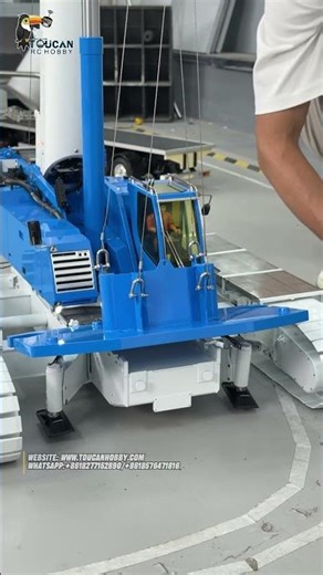 Let’s lift up these metal parts together this exclusive customized 1/14 D1220 metal hydraulic crane!