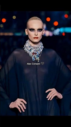 Supermodels who walked for Gucci Cruise 2027 ✨😮 #gucci #fashion #supermodel #catwalk #edit #shorts