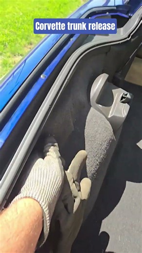 corvette trunk release with key