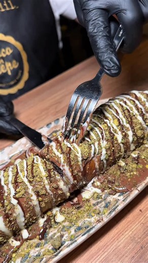 #chococrepe #chocolate #lebanon #dessert #middleeast #chefkhalil #croissant #pancake #lotus #lebanon🇱🇧 | Choco Crepe