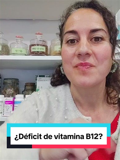 🟣 𝗩𝗜𝗧𝗔𝗠𝗜𝗡𝗔 𝗕12: 𝗖𝗟𝗔𝗩𝗘 𝗣𝗔𝗥𝗔 𝗧𝗨 𝗘𝗡𝗘𝗥𝗚𝗜́𝗔 𝗬 𝗧𝗨 𝗖𝗘𝗥𝗘𝗕𝗥𝗢 La vitamina B12 es esencial para el buen funcionamiento del cuerpo, especialmente con el paso de los años. ✨ 𝗙𝘂𝗻𝗰𝗶𝗼𝗻𝗲𝘀 𝘆 𝗽𝗿𝗼𝗽𝗶𝗲𝗱𝗮𝗱𝗲𝘀 ✔️ Ayuda a formar glóbulos rojos y previene la anemia ✔️ Protege el sistema nervioso y la memoria ✔️ Contribuye a la energía y reduce el cansancio ✔️ Es clave para el funcionamiento del cerebro y los nervios ⚠️ 𝗦𝗶́𝗻𝘁𝗼𝗺𝗮𝘀 𝗱𝗲 𝗱𝗲́𝗳𝗶𝗰𝗶𝘁 𝗱𝗲 �
